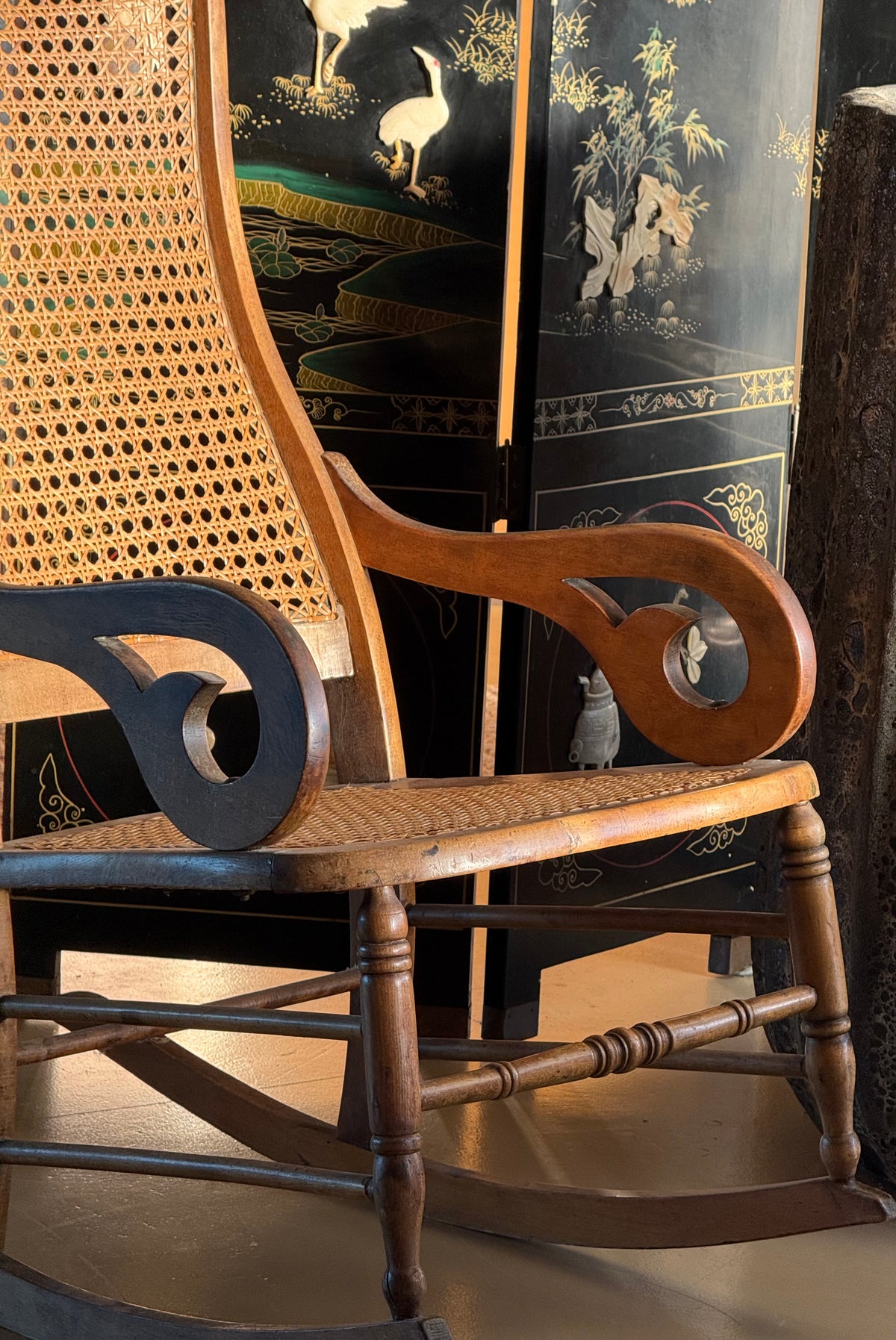 Antique rocking chair, 19th century