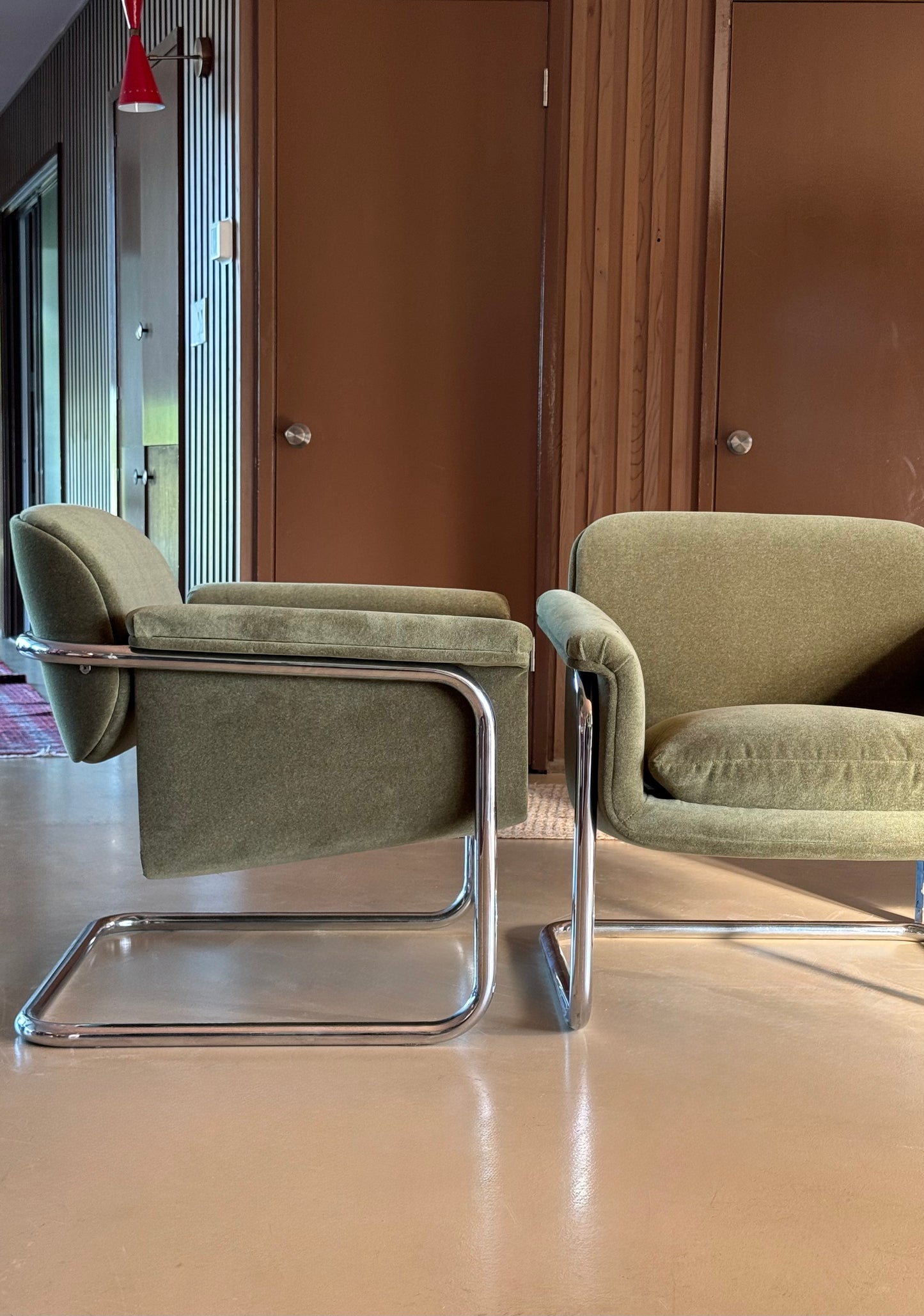 Pair of tubular chrome cantilever chairs by Thonet, 20th century