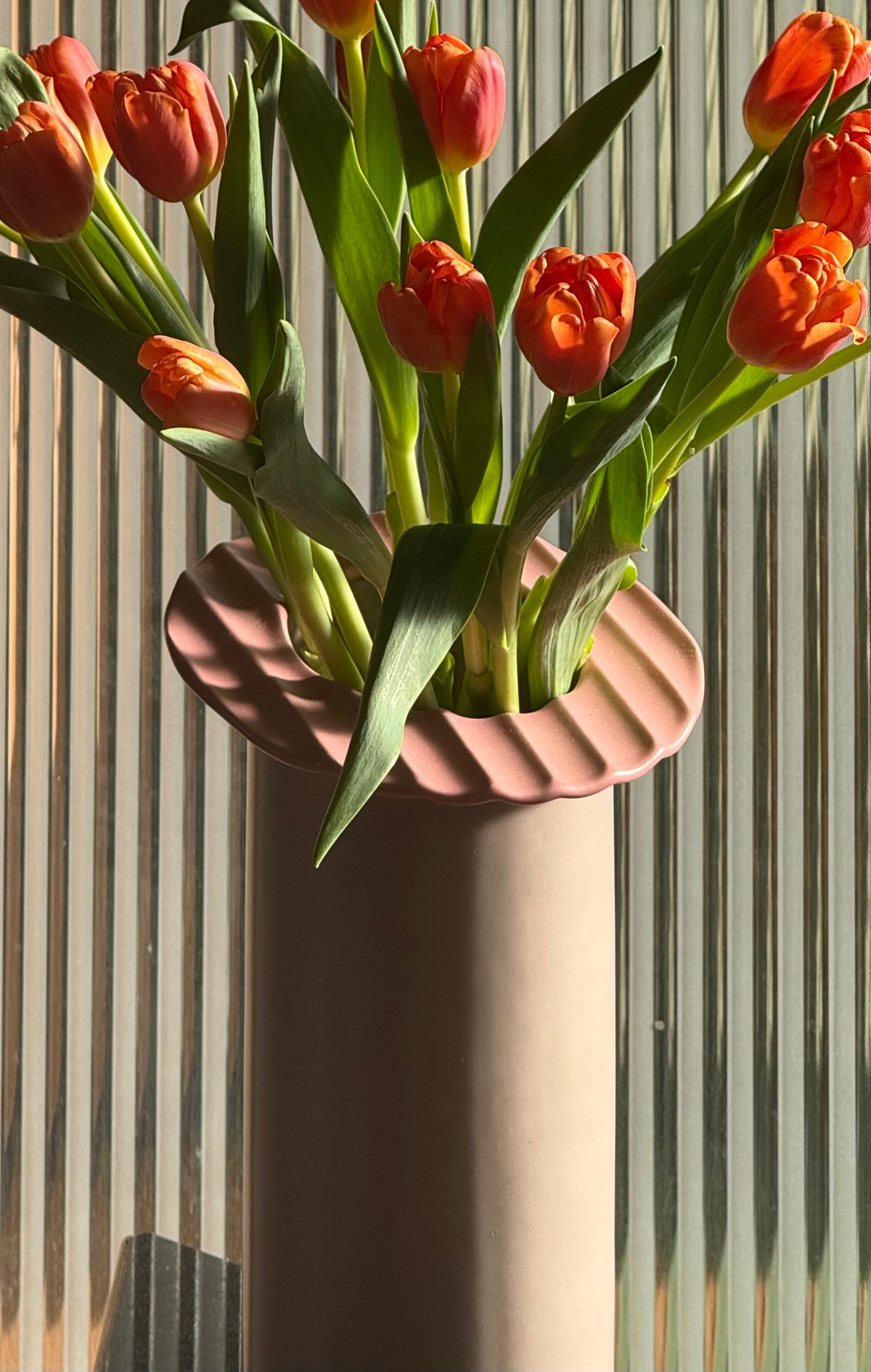 Postmodern pink vase by Masa Mami, late 20th century