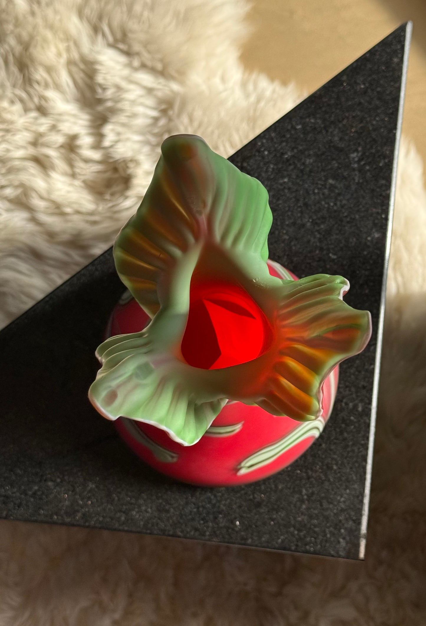 Handblown glass vase by Essie Zareh, 20th century