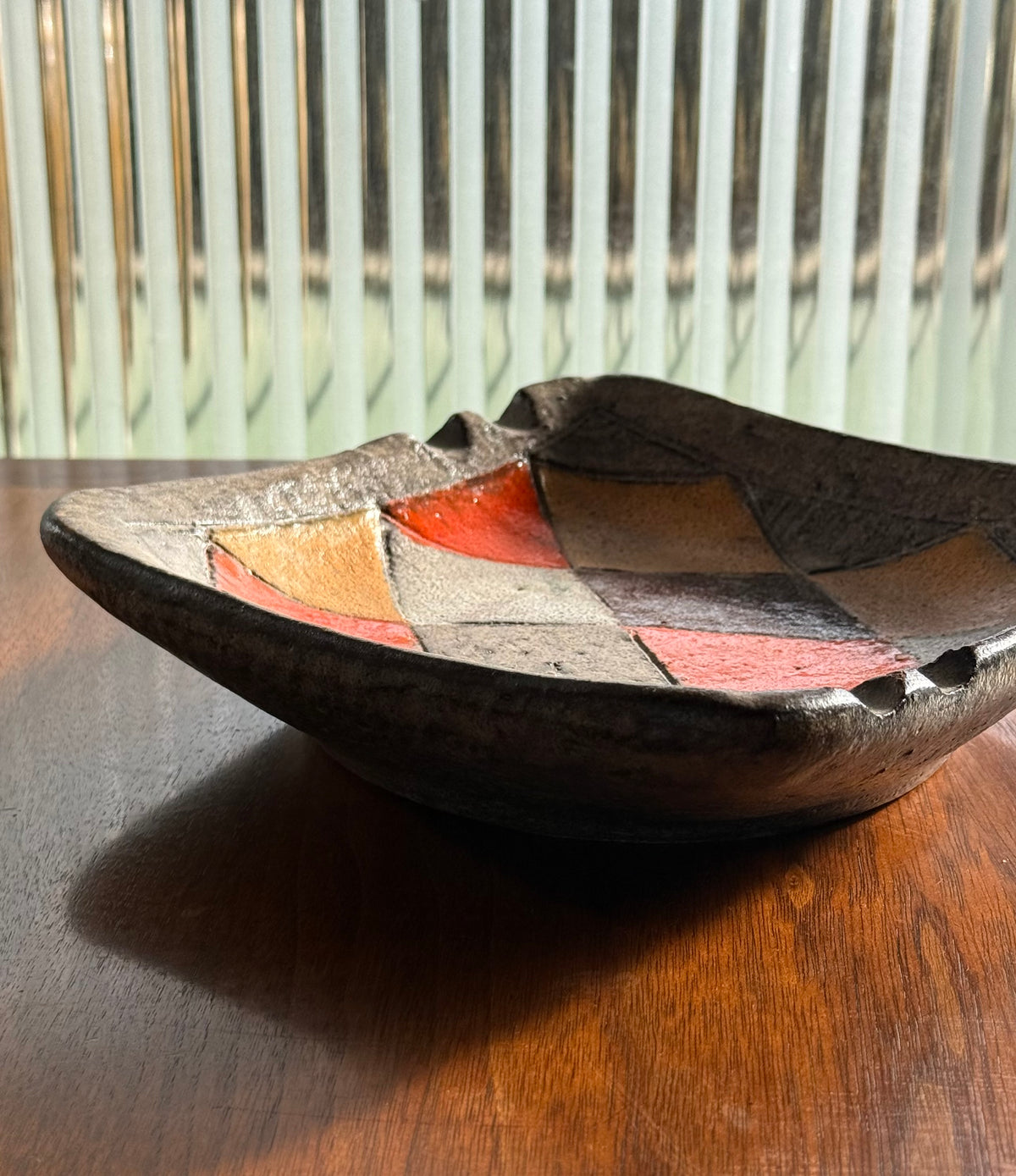 Vintage Italian hand-painted ceramic ashtray by Aldo Londi, circa 1960
