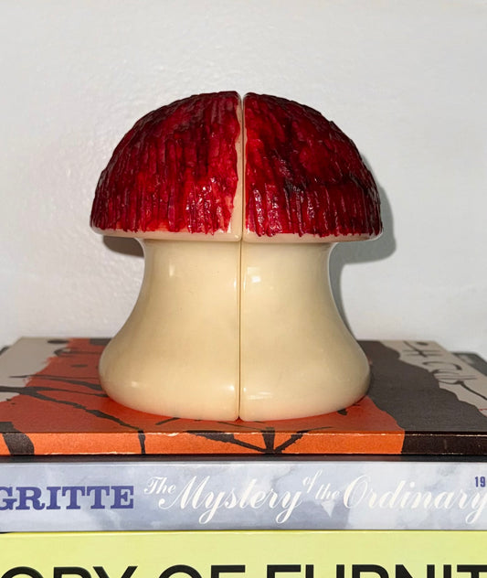 Pair of vintage Italian alabaster mushroom bookends, circa 1960