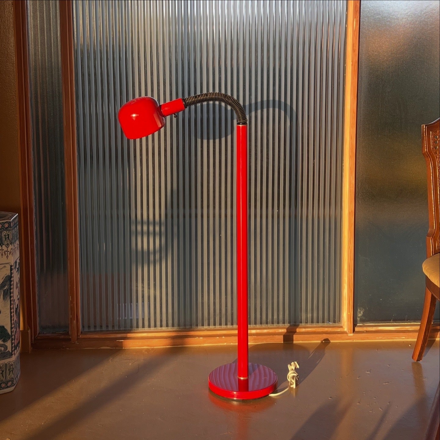 Modernist gooseneck floor lamp in cherry red, mid 20th century