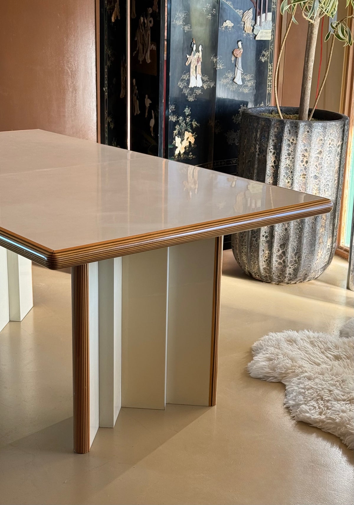 Dining table by Alf Italia, made in Italy circa 1975